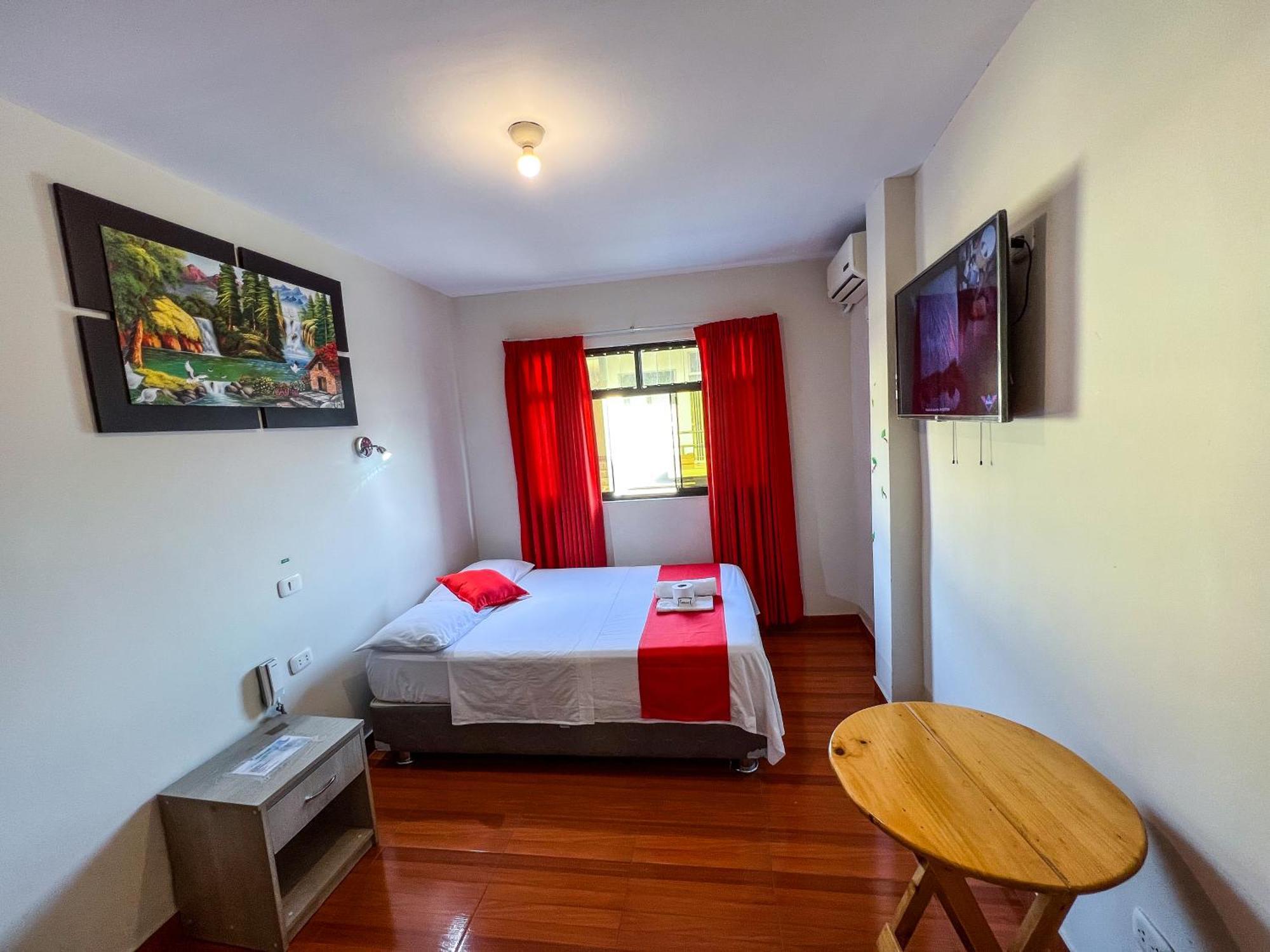 Residencial Marina House Hotel Tarapoto Eksteriør billede